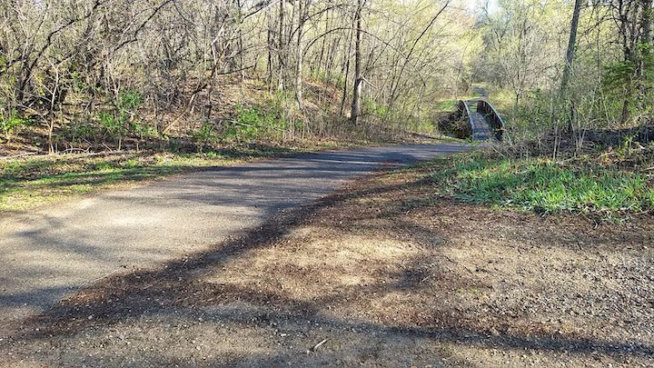 lock 4 mountain bike trail