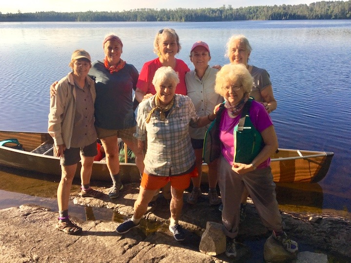 women's canoe trip group with women's wilderness discovery