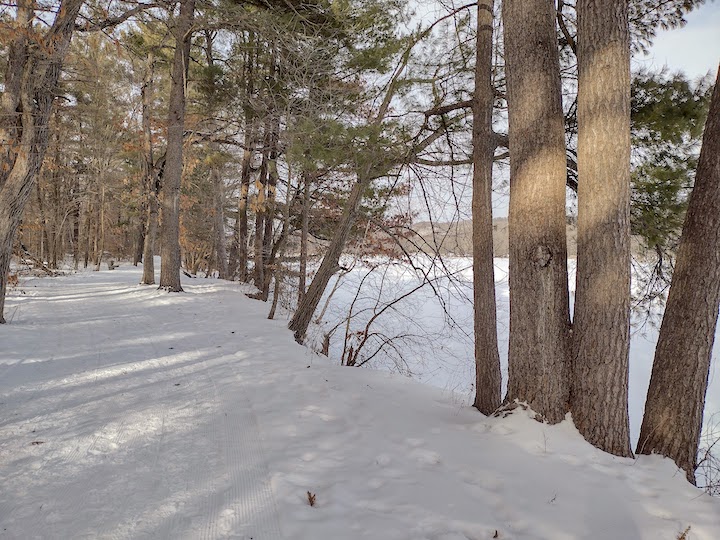Riverside Trail at William O'Brien, snowpacked alongside the St. Croix River