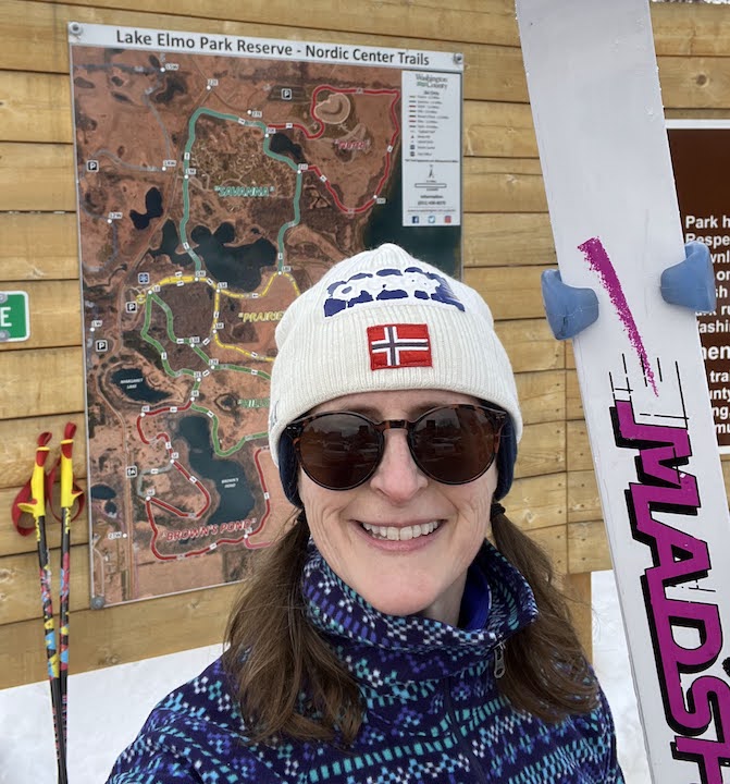 author, Rochelle, ready to ski the lake elmo trails